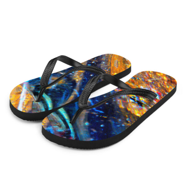 UNed Project 02 Flip-Flops - Image 2