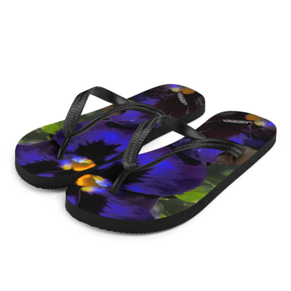 UNed Project 06 Flip-Flops v2 - Image 2