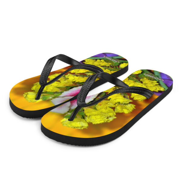 UNed Project 09 Flip-Flops - Image 2