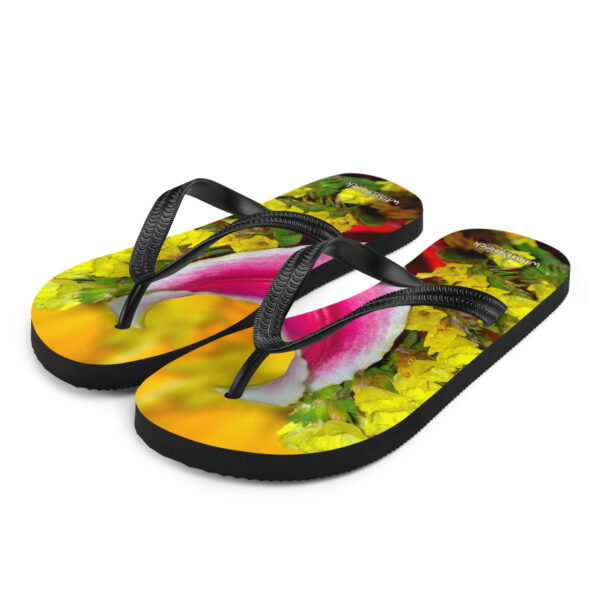 UNed Project 09 Flip-Flops v2 - Image 2