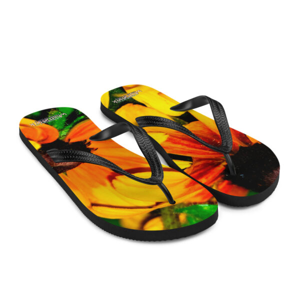 UNed Project 07 Flip-Flops - Image 7