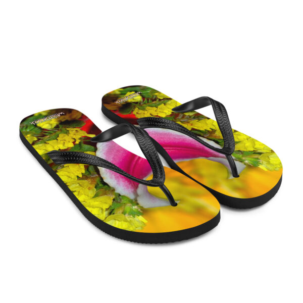 UNed Project 09 Flip-Flops v2 - Image 7