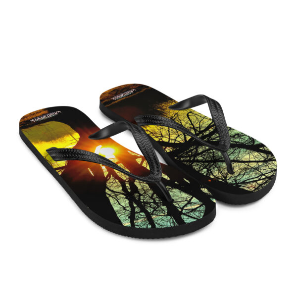 UNed Project 16 Flip-Flops - Image 7