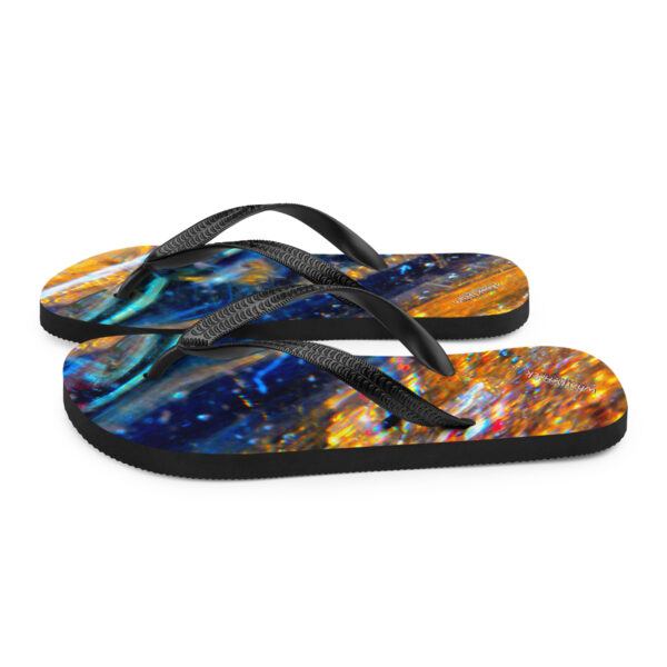 UNed Project 02 Flip-Flops - Image 5