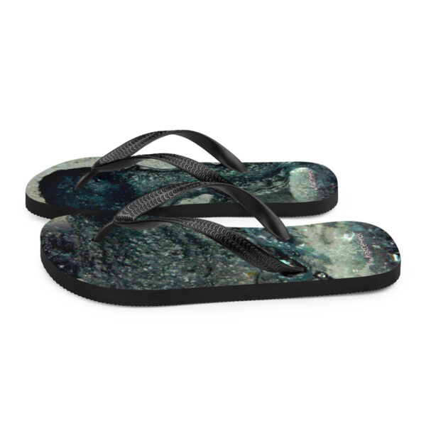 UNed Project 26 Flip-Flops - Image 5