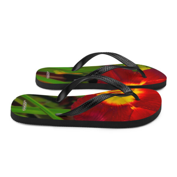 UNed Project 05 Flip-Flops - Image 6