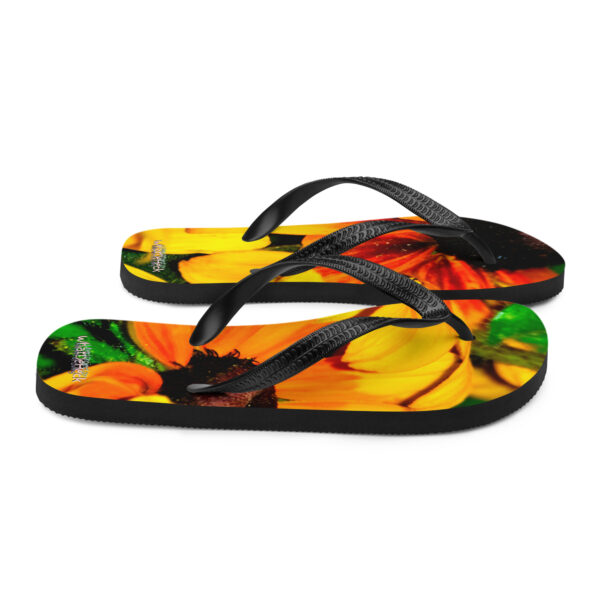 UNed Project 07 Flip-Flops - Image 6